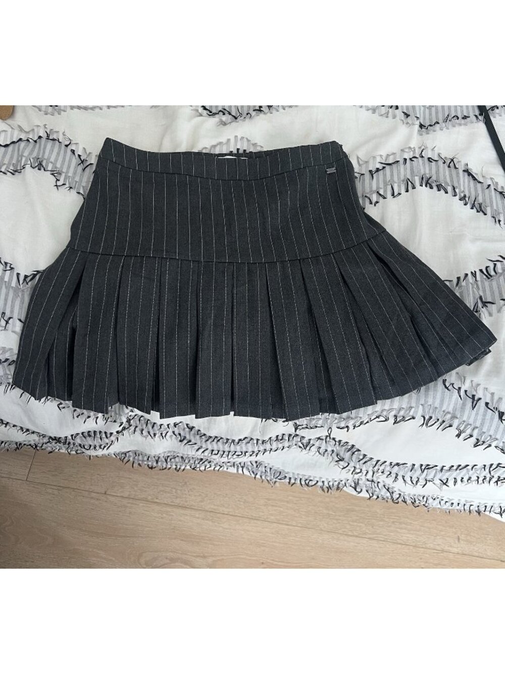 Pacific Republic Pleated Pinstripe Mini Skirt 🖤